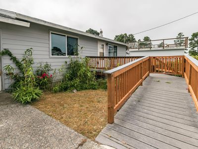 2813 NW Bayshore Loop