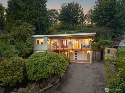 1351 Jacobsen Boulevard