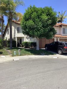 12568 Rideabout Ct
