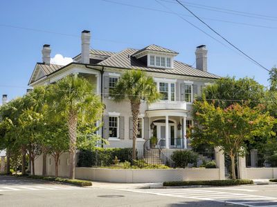 118 & 120 S Battery St
