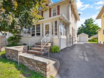 204 Martin St