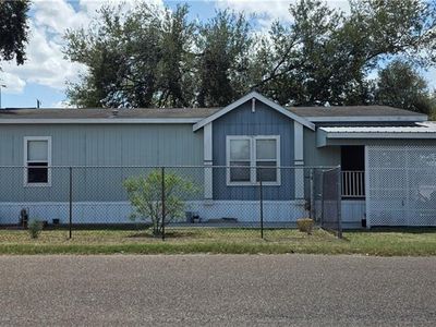 1406 W Ray Cir