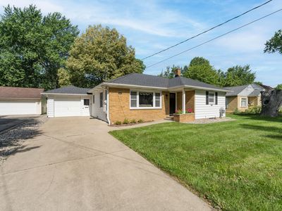 1131 Coolidge Ave