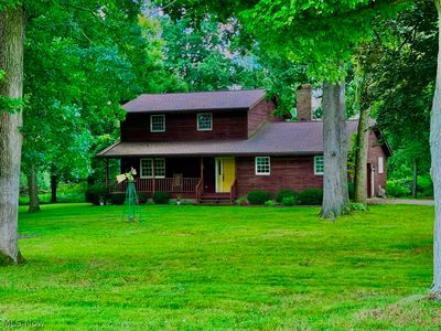 2445 S Elyria Rd