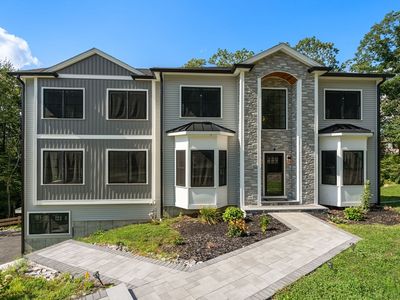 9 Flanagan Dr