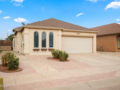 2208 Honour Point Pl