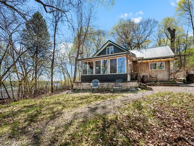 6711 Mohawk Dr