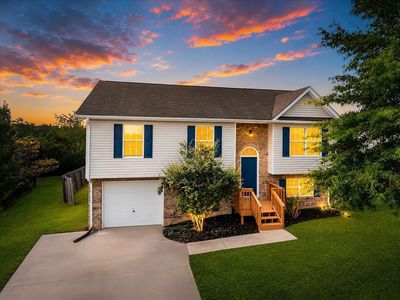 235 Sequoia Cir NW