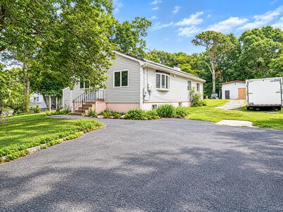 95 W Bartlett Road