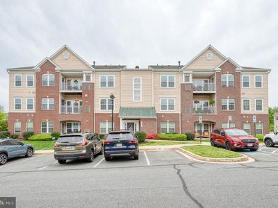 303 Lothian Way Unit 303