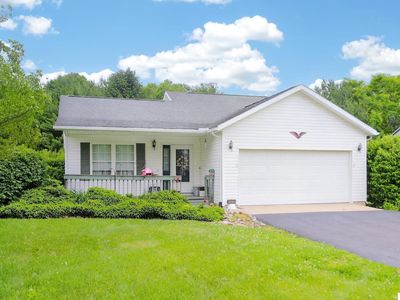 3658 Apple Valley Dr