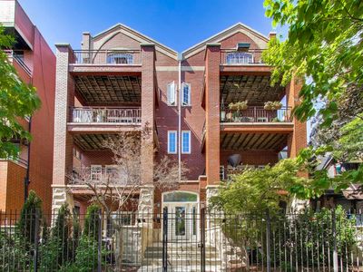 930 W Cuyler Ave APT 2R