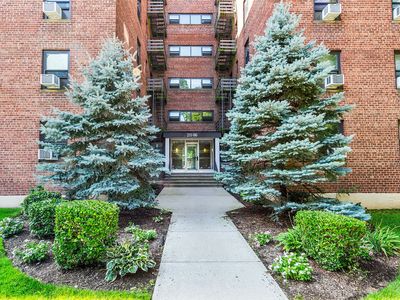 211-06 75th Ave APT 1C