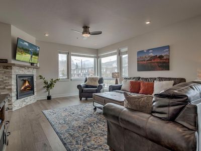 235 E La Bonte Street UNIT 108