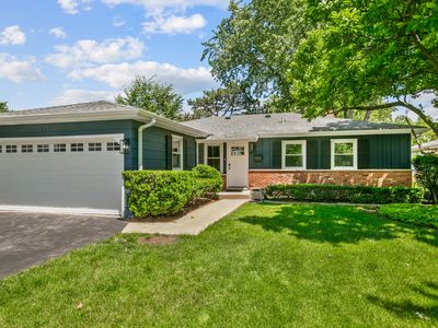 Property at 145 Walton St, Barrington, IL