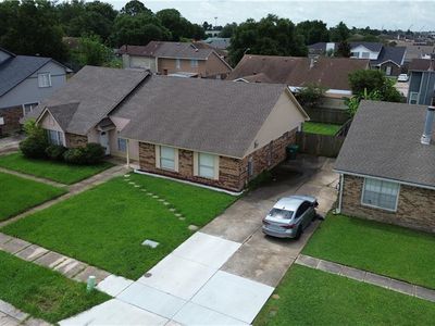 Property at 2116 Snowbird Dr, Harvey, LA