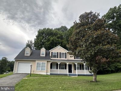 5561 Rowser Dr