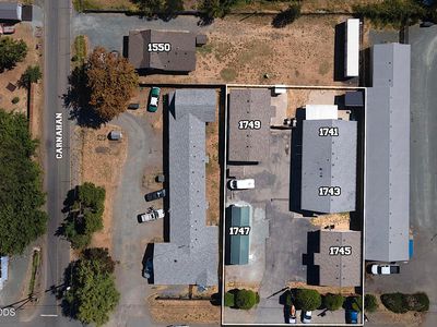 1741 Rogue River Hwy