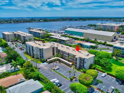 890 N Federal Highway #206