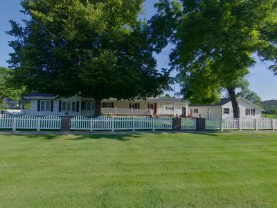 1203 Main St