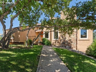 340 Thames Dr