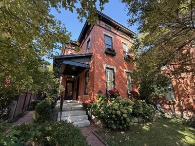 665 Mohawk St