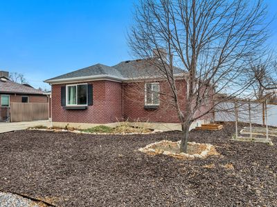 1333 W Leadville Ave N