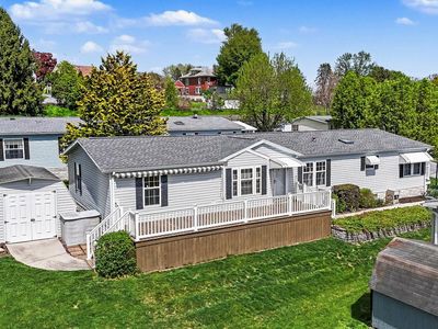 374 W Cedar St