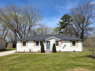 617 Skyline Dr