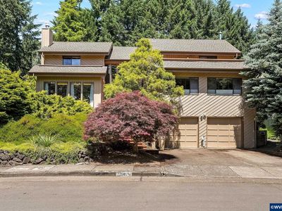 1141 NW Charlemagne Pl