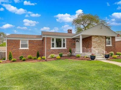 10072 Drury Ln