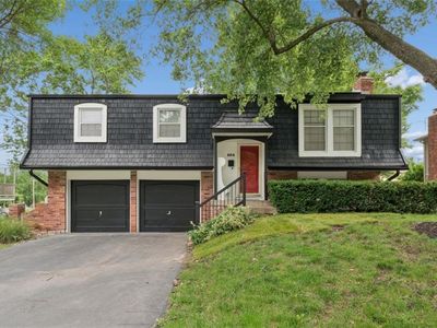 604 S Montclaire Dr
