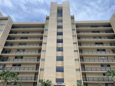 2621 Cove Cay Dr UNIT 206