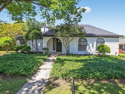 1541 Sunswept Ter