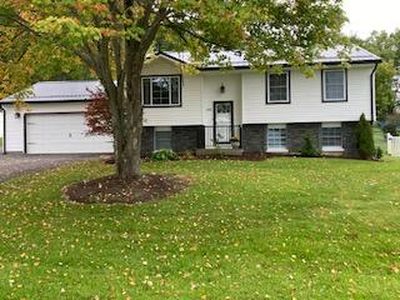 Property at 233 Harvey Dr, Seneca, PA
