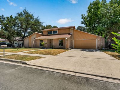 4614 Emory Oak Woods