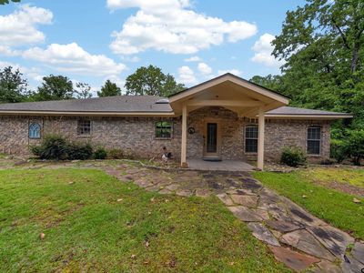 1325 Private Road 7905