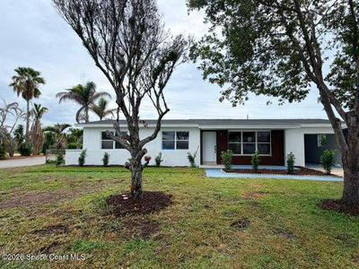 205 Melaleuca Dr E