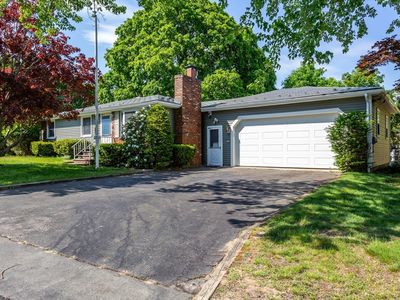 68 Redwood Rd
