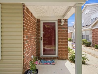 Property at 713 Oak Mill Ln, Newport News, VA