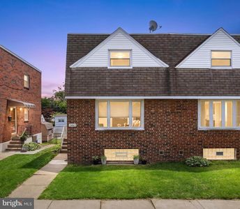 Property at 15063 London Rd, Philadelphia, PA