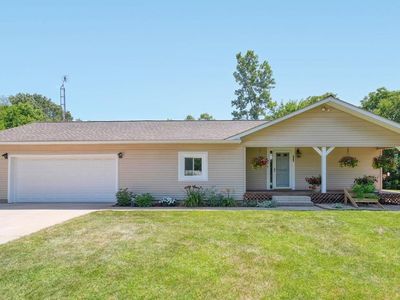 6573 Pawson Rd