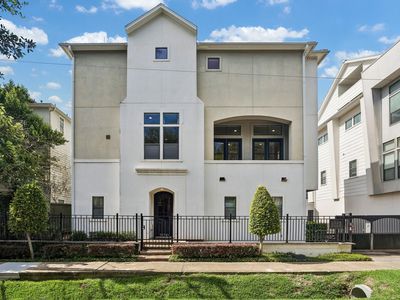 5718 Kansas St Unit D