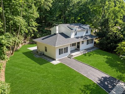 128 Crooked Hill Road