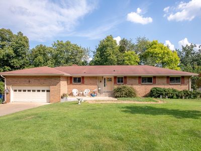 5846 Crestview Dr