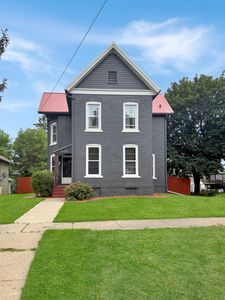 Property at 625 W Ringold St, Freeport, IL