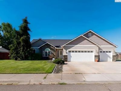 4307 Segovia Dr