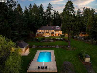 2732 SW Scholls Ferry Rd
