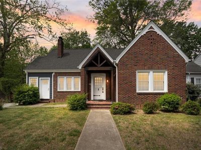 1007 N Rotary Dr