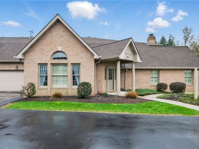 325 Village Green Dr